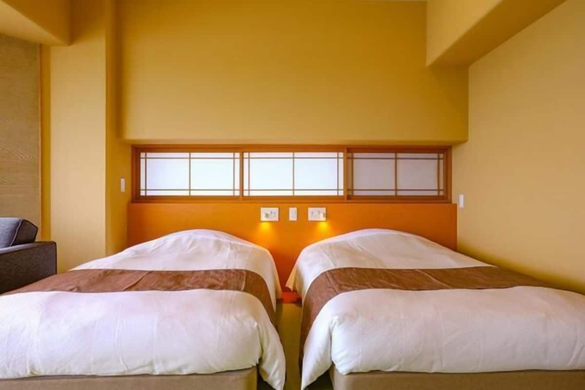 Een kluis op de kamer, verduisterende gordijnen, gratis wifi, beddengoed