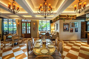 Restaurant - Arnna Hotel - Goregaon (Mumbai)
