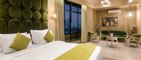 Phòng Premium (2 way Airport Transfers & Cocktail) | Phòng cách âm, truy cập Internet không dây miễn phí