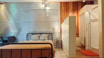 5 Schlafzimmer, Reisekinderbett, kostenloses WLAN, Bettwäsche