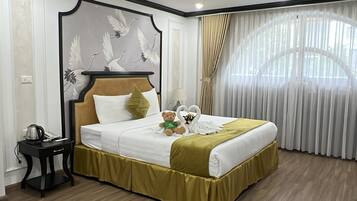 Premier Room, 1 King Bed, City View | View from room