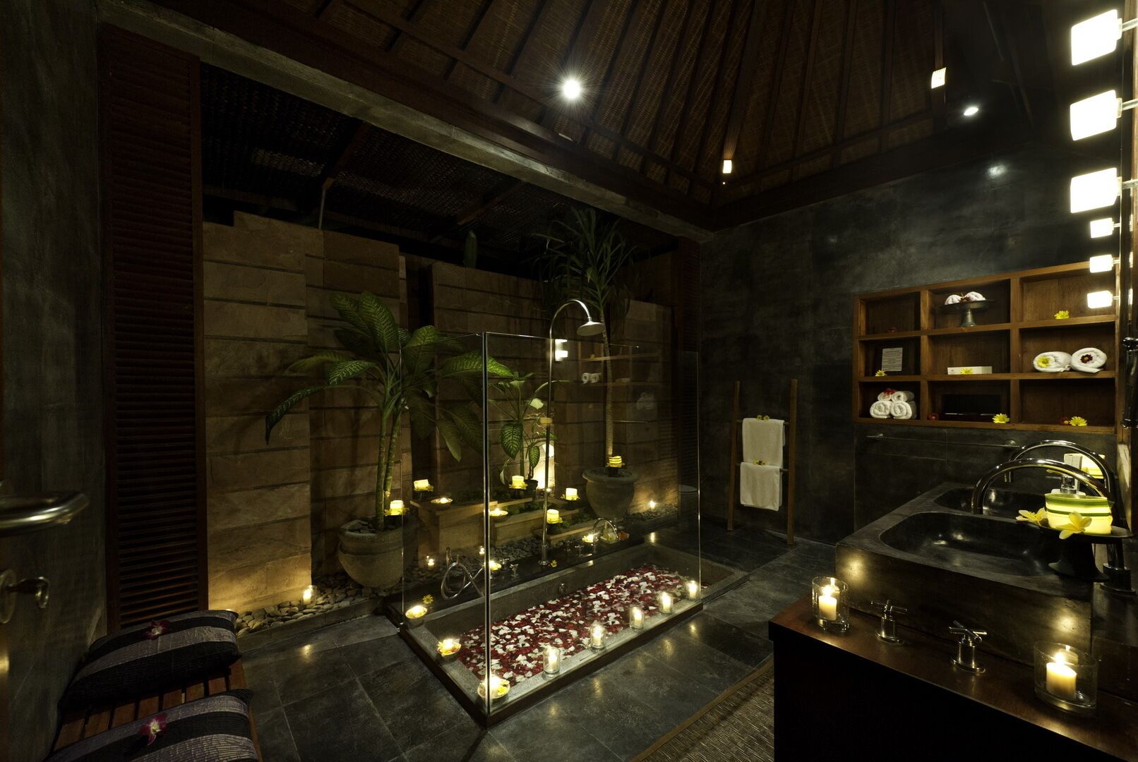 Raj, 3 Bedroom Villa, Ketewel