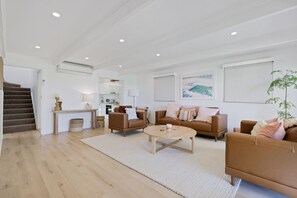 Smart TV, Netflix, libros y servicios de streaming 