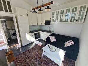 Exclusive Cabin (Private Bathroom) | Private kitchen - TG Oasis Örgryte Stugor & Rum (Gothenburg)