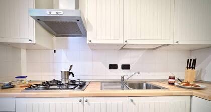 HOUSE OF PRINCE AMBA ALAGI (ST. MARITIME) GENOVABNB.IT