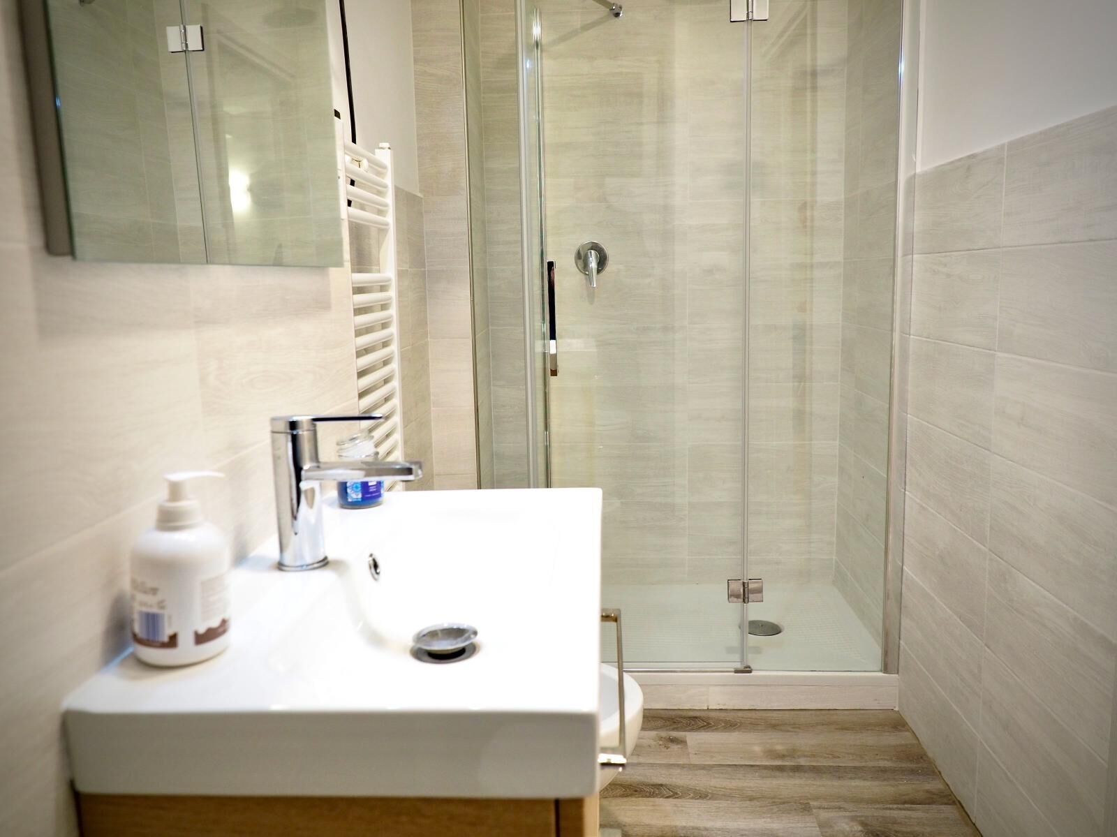 Haartrockner, Handtücher