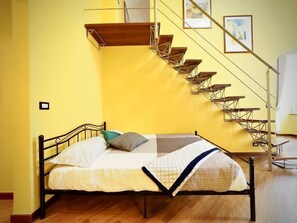 1 bedroom, WiFi, bed sheets - DWELLING OF THE VINES (AQUARIUM) GENOVABNB.IT (GENOVA)