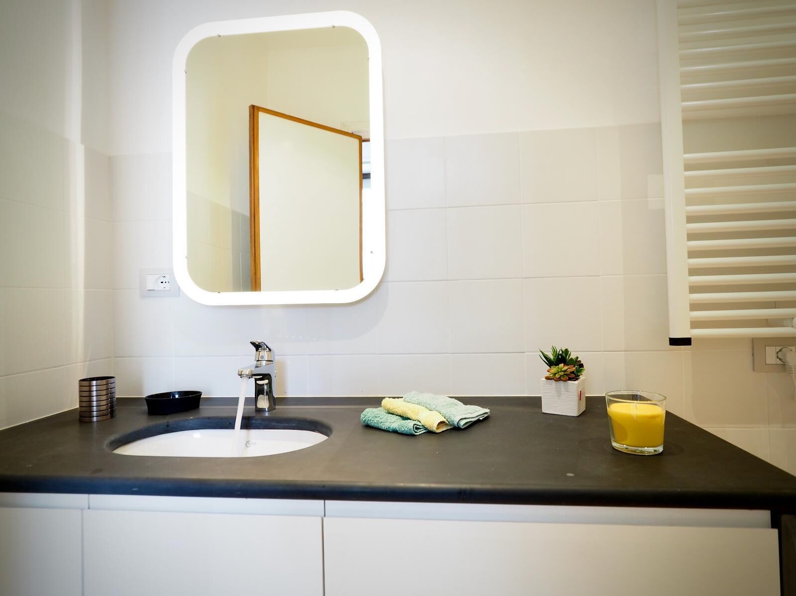 STUDIO SOTTORIPA 87A FACING THE AQUARIUM - GENOVABNB.IT