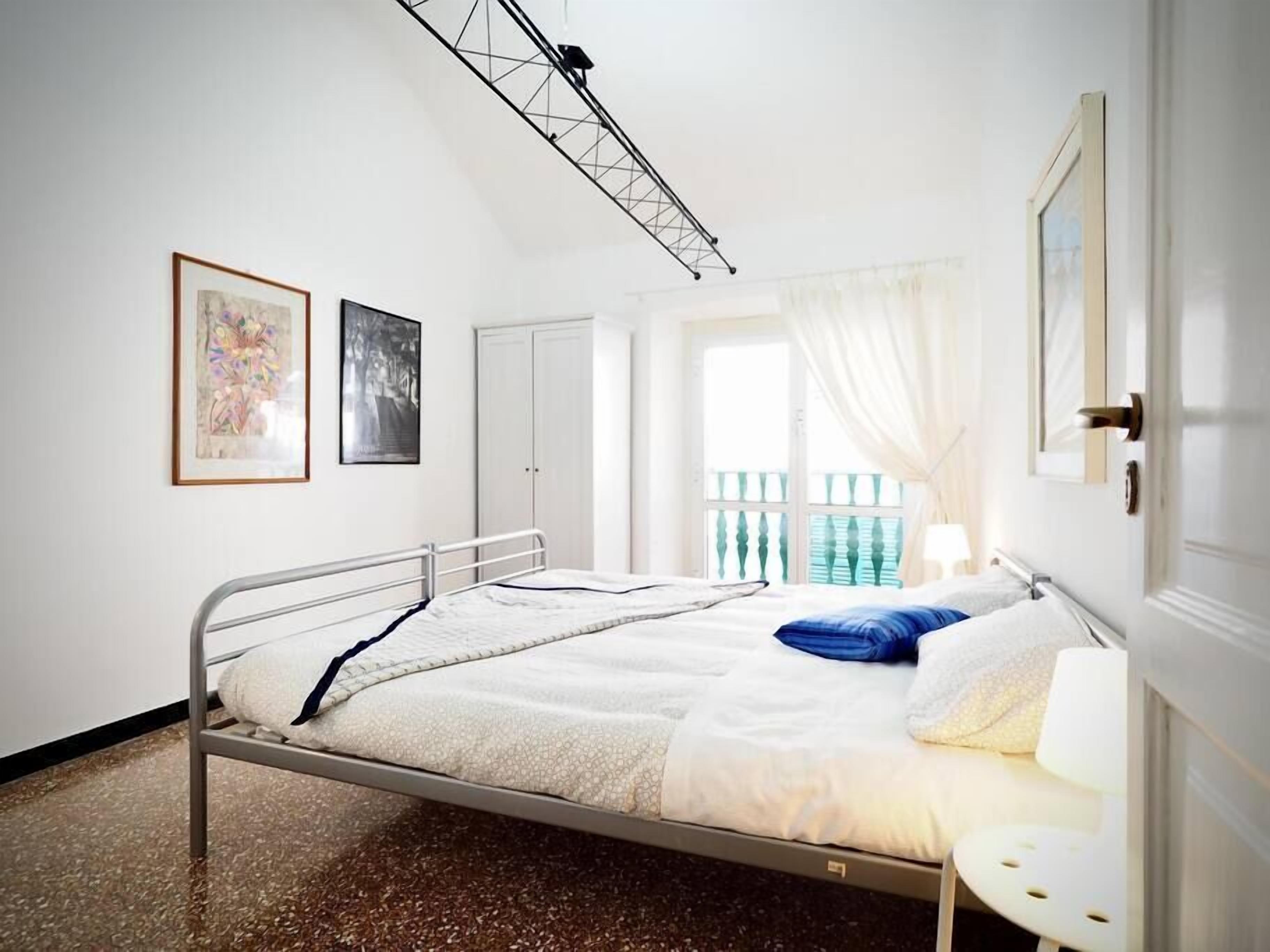 4 camere, Wi-Fi, lenzuola