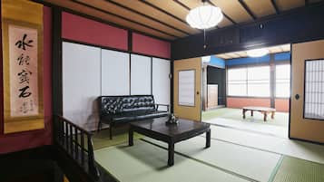 Classic Room | Living area