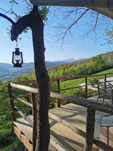 *Le RUCHER* pleasant chalet with mountain views