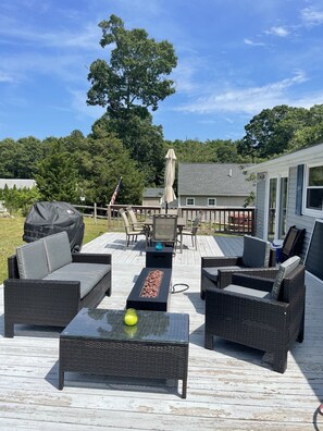 Outdoor dining - Beach house (Wareham)