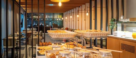 Daily buffet breakfast (EUR 18 per person)