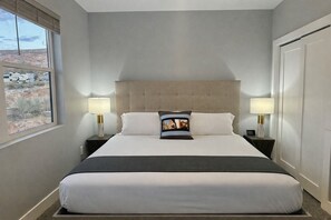 4 bedrooms, iron/ironing board, travel crib, free WiFi