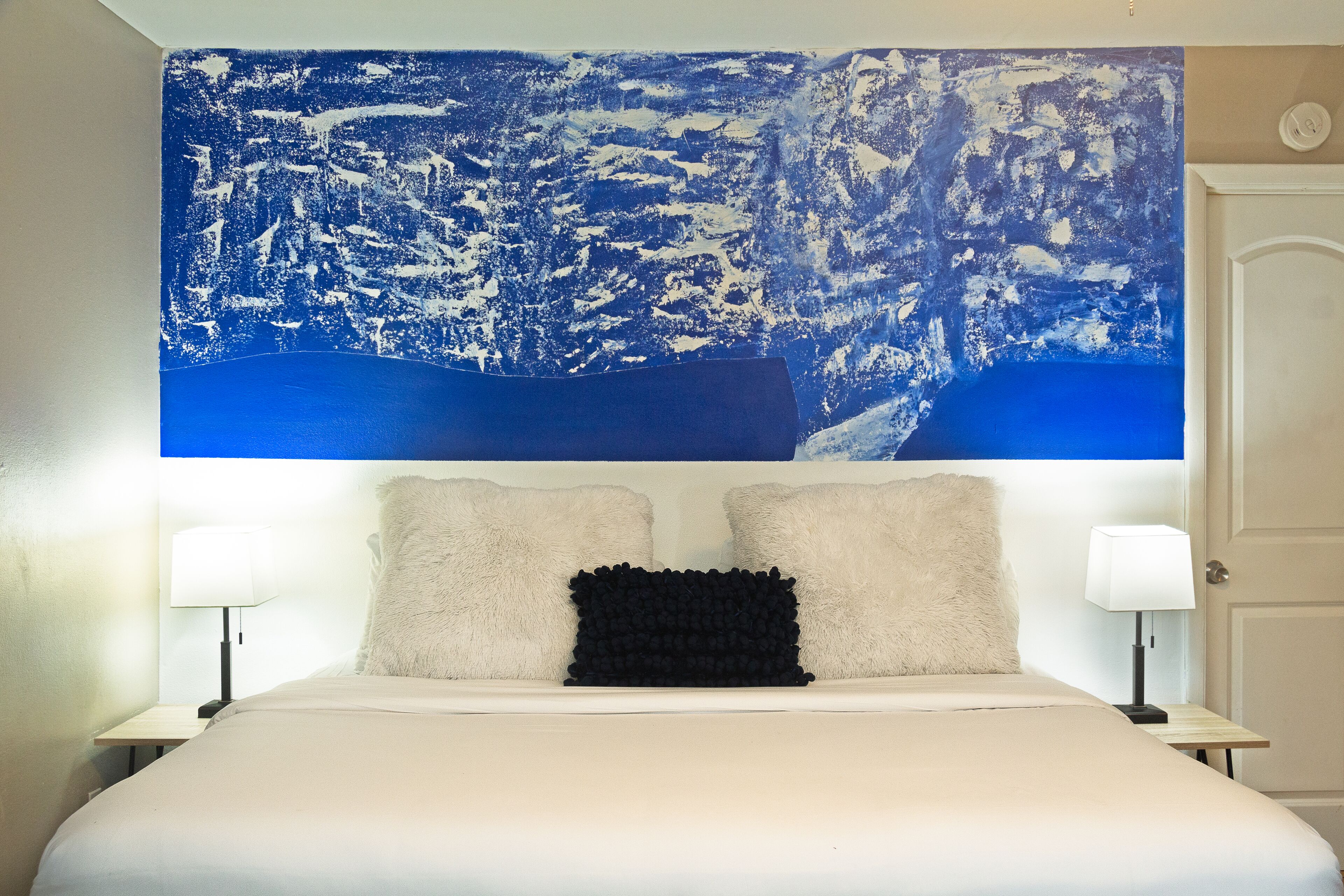 Your Montrose Studios! Sleeps 38/19BR/19BA/19PA