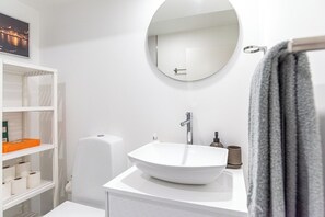 Hair dryer, towels, soap, shampoo