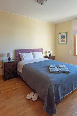 2 bedrooms, iron/ironing board, Internet, bed sheets - Preciosa Apartment by MP (Vila Nova de Gaia)