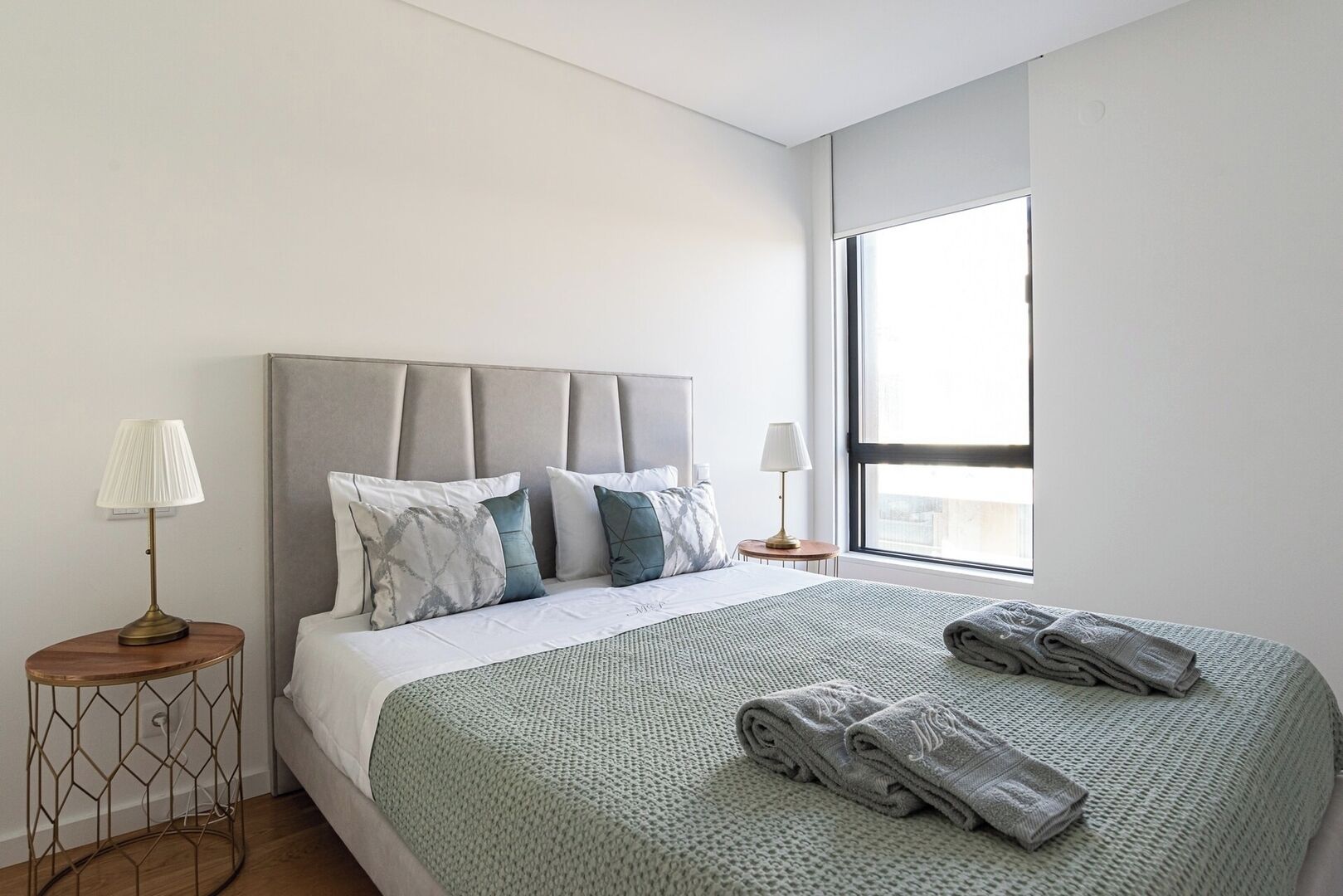 2 chambres, fer et planche à repasser, Wi-Fi gratuit, draps fournis