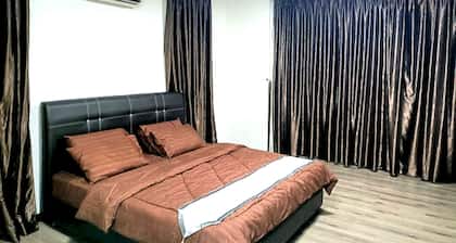 OYO HOME 90768 Flo Inn Motel