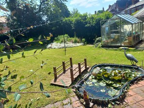 하우스 | 숙박 시설 구내