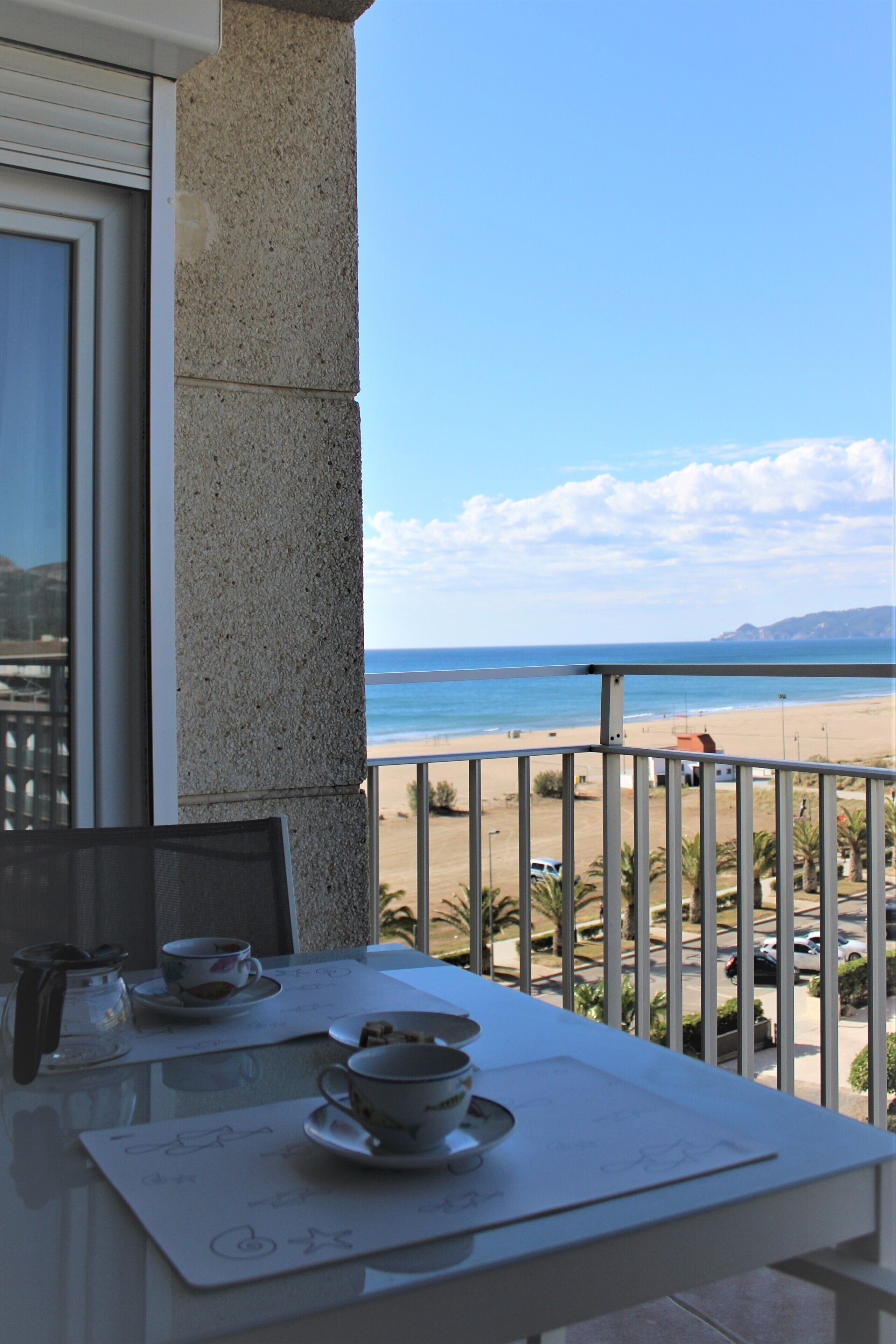 Appartement Cosy Avec vue sur mer et Montagne