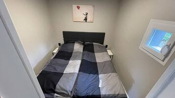 2 bedrooms, free WiFi, bed sheets