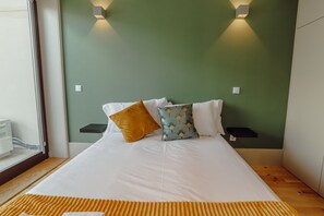 Room - LEGACY OPORTO PREMIUM APARTMENT C by VACATIONY (Oporto)
