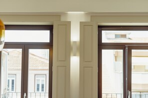 Interior - LEGACY OPORTO PREMIUM APARTMENT I by VACATIONY (Oporto)