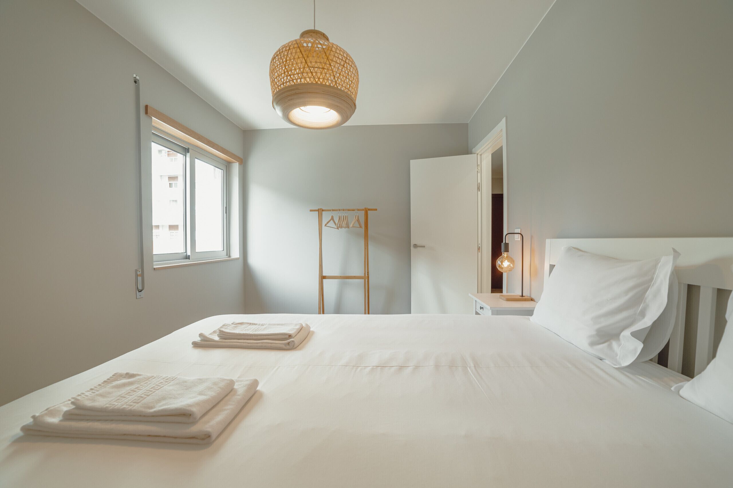 1 soverom, strykejern/-brett, wi-fi (inkludert) og sengetøy