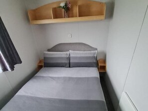 House, Multiple Beds