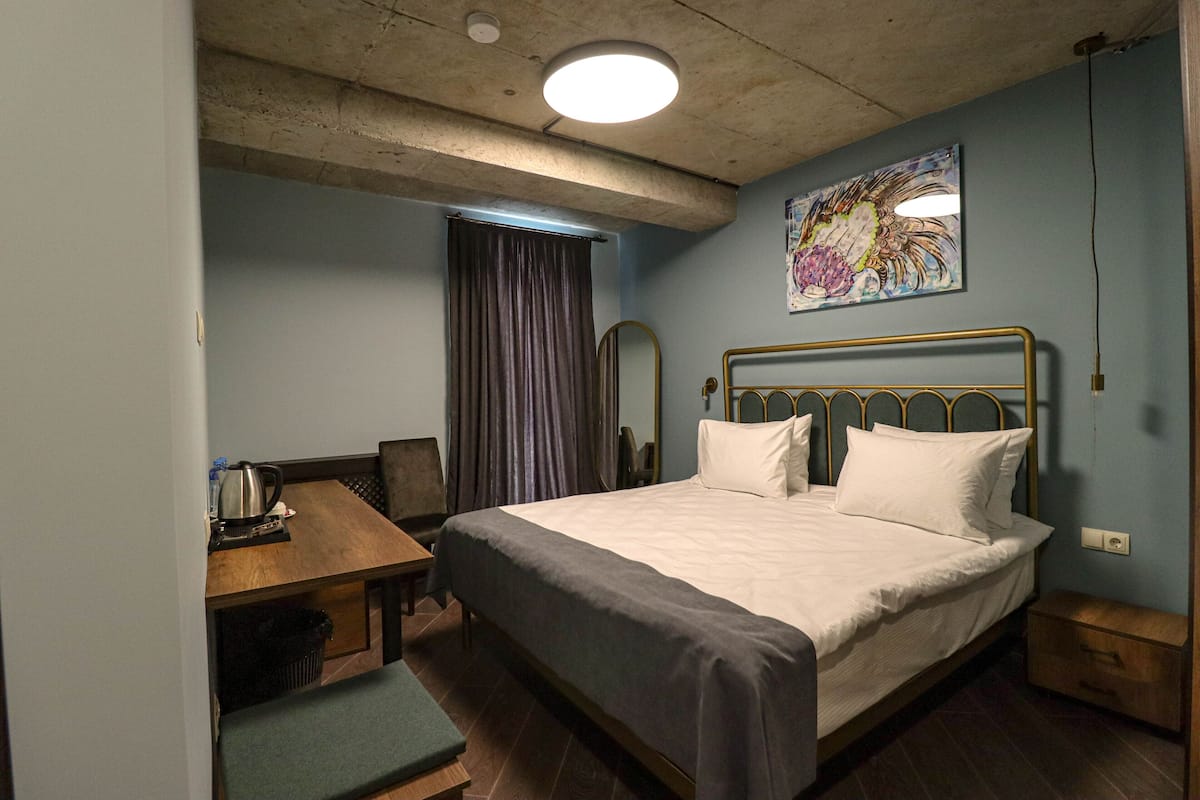 Premium bedding, memory foam beds, in-room safe, desk