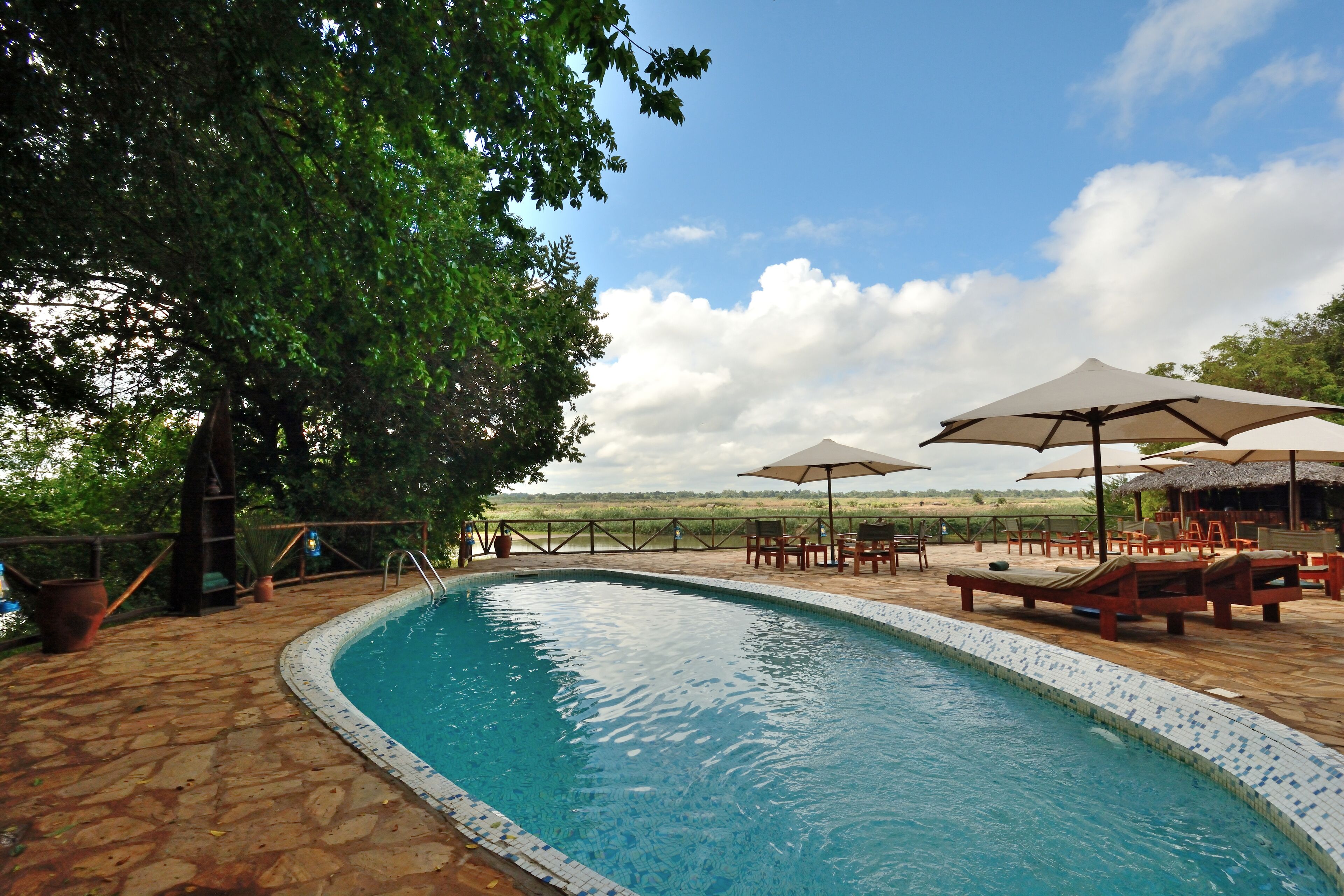 Outdoor pool, pool loungers
