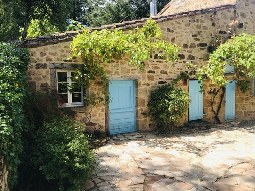 Stunning stone house and Gite