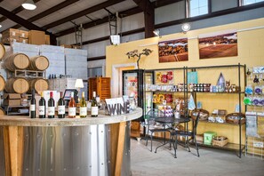 Dining - Private Country Beach Retreat (Machipongo)