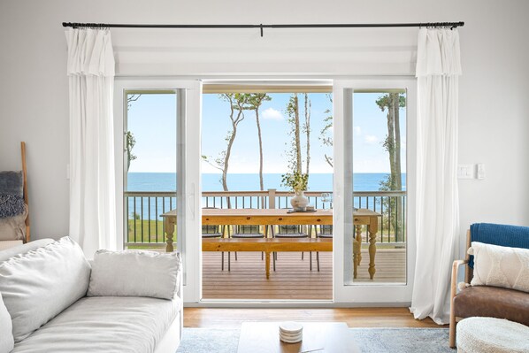 Smart TV, fireplace - Private Country Beach Retreat (Machipongo)