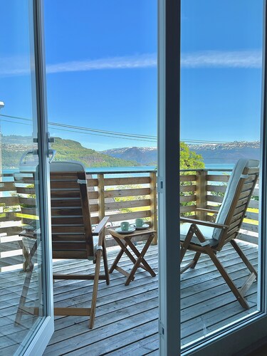 Hardangerfjord hideaway - luxury heritage home near Norheimsund, Kvam
