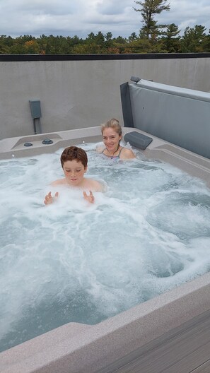 Bain à remous extérieur