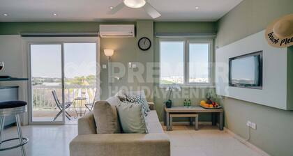 Apartment Suze Summar