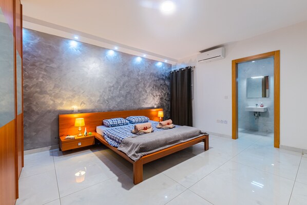 3 habitaciones, wifi gratis y ropa de cama