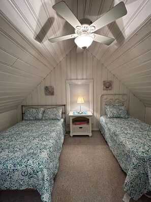 3 bedrooms, iron/ironing board, WiFi