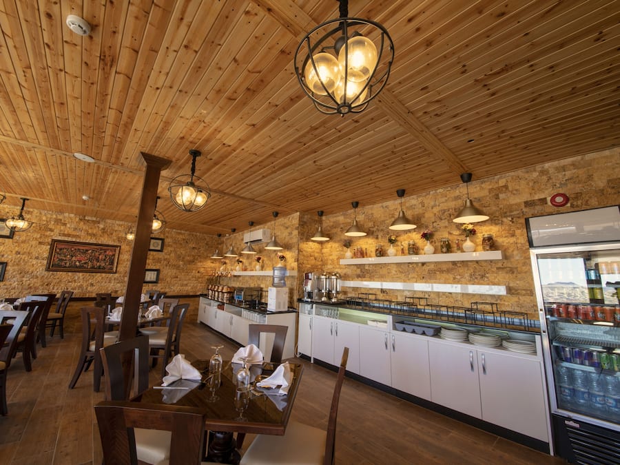 Sudah termasuk sarapan ala kontinental setiap hari