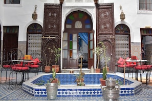 Traditional-Doppelzimmer | Terrasse/Patio
