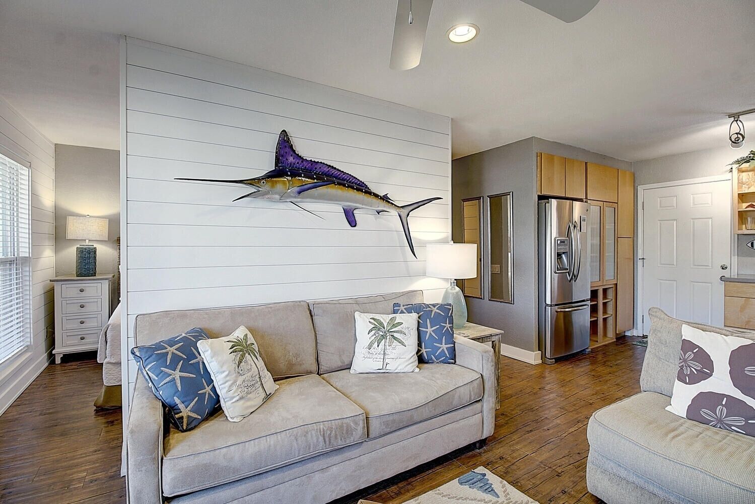 Bay Tree A3 Condo by Redawning