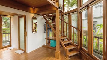 1 phòng ngủ, bộ đồ giường cao cấp, chăn bông, nệm có lớp đệm bông