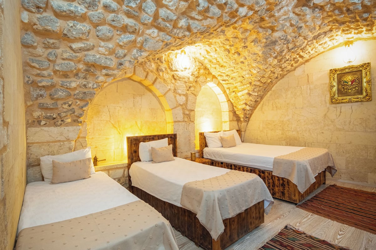 1 bedroom, premium bedding, down duvets, minibar