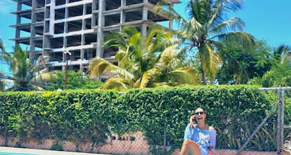 Spacious 2BR/2Baths wifi and Private Pool