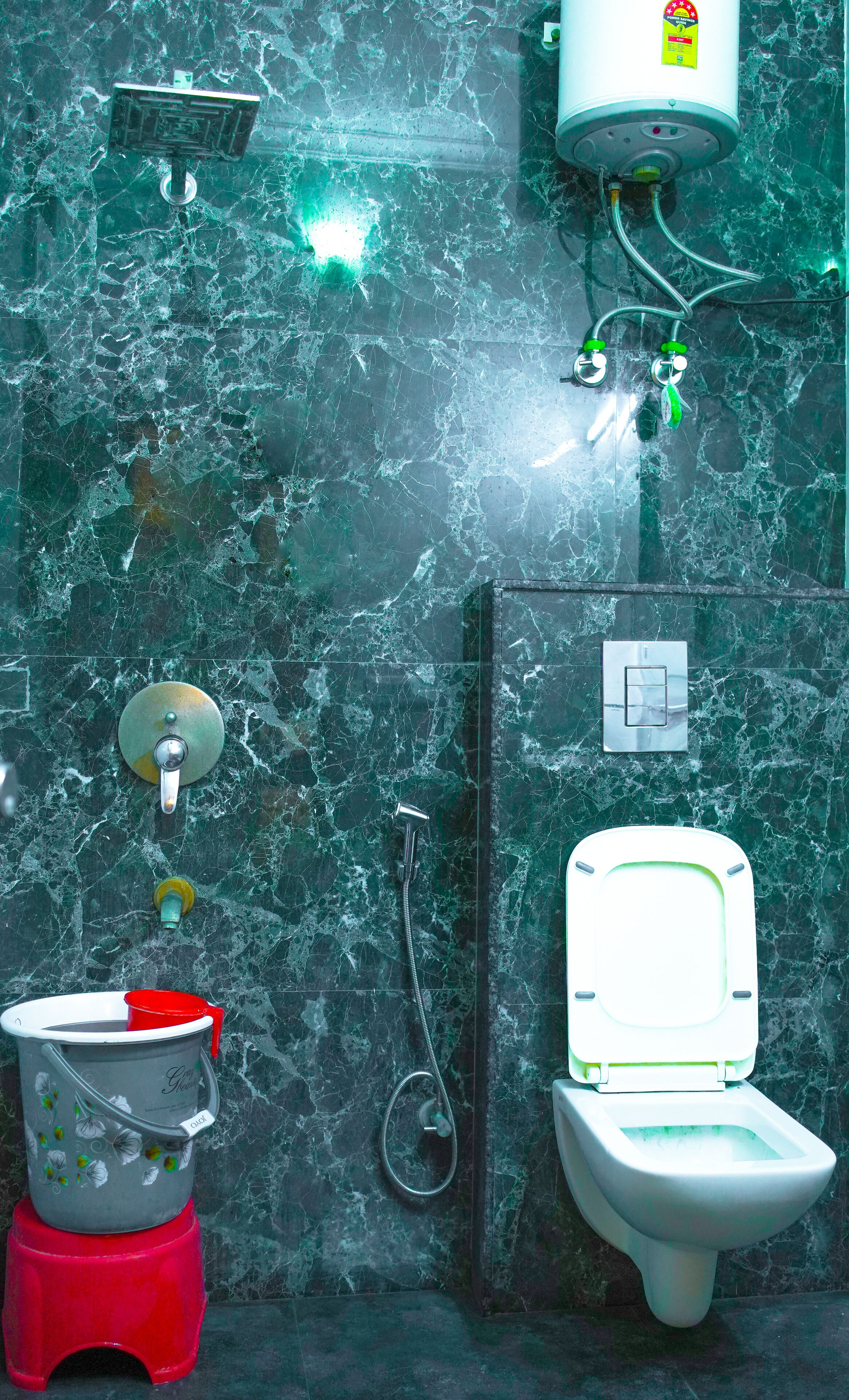 Roomshala 006 Hotel Ambrosia