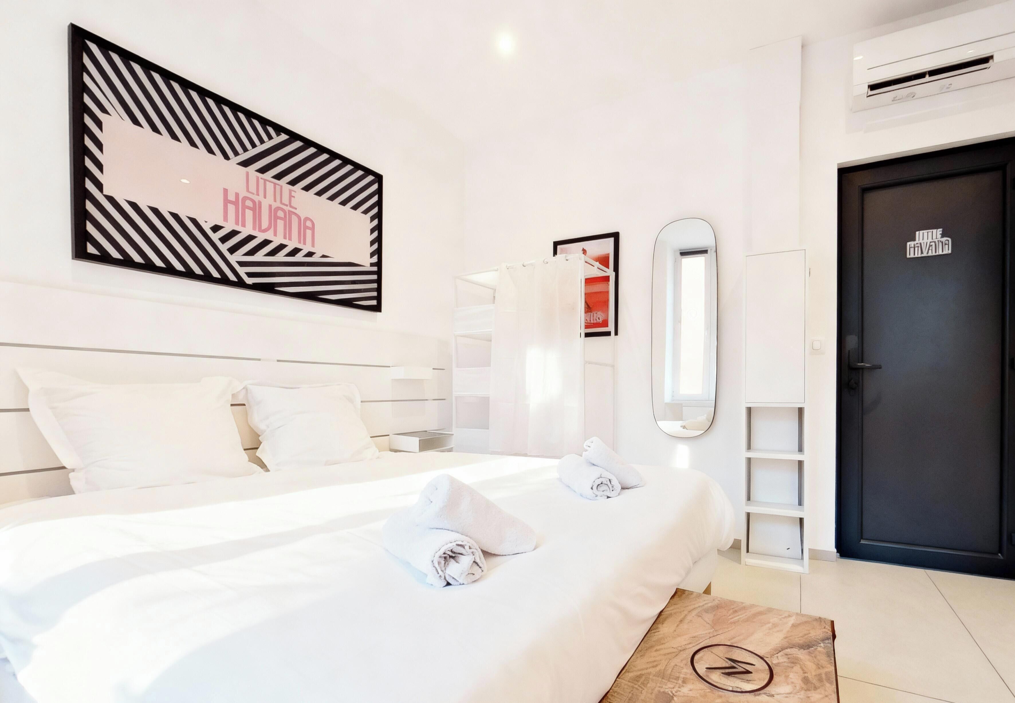 Studio Deluxe (LITTLE HAVANA) | Bộ trải giường bằng vải cotton Ai Cập, bộ đồ giường cao cấp 