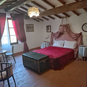 2 bedrooms, desk, iron/ironing board, free WiFi - Ancient villa of Grand Duke Leopold II 🐎🦮🏰 (Vicopisano)