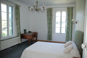 4 間睡房、床單